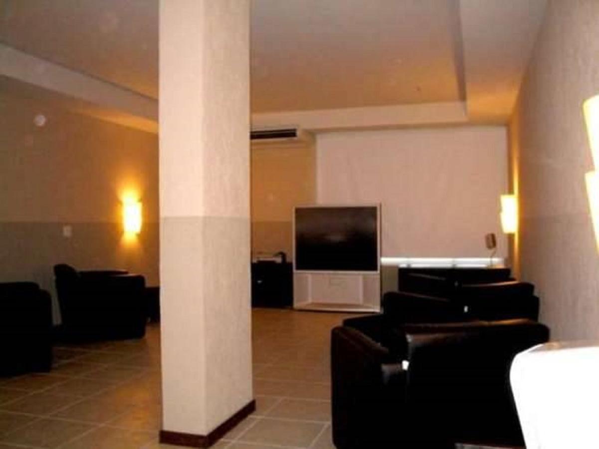 Marina Apartahotel